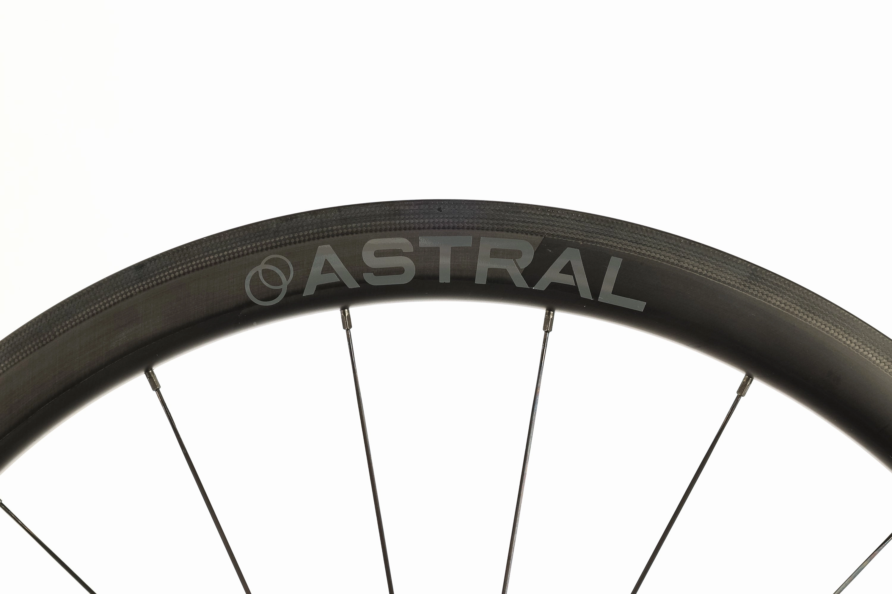 Astral Veil 4 Carbon Tubeless 700c Wheelset