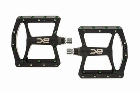 BC Wide Pedals Platform Black/Green