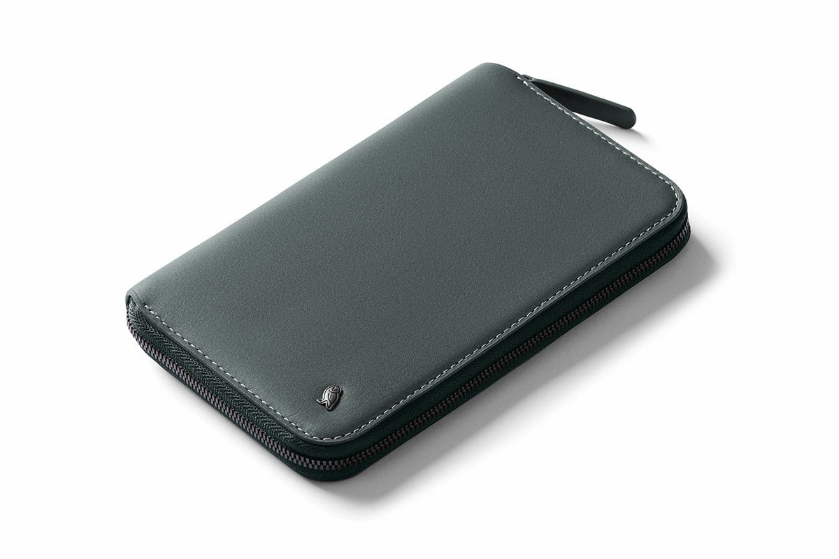 Shop Smart Deals Exclusive Holiday Deal Bellroy Travel Folio - Second Edition