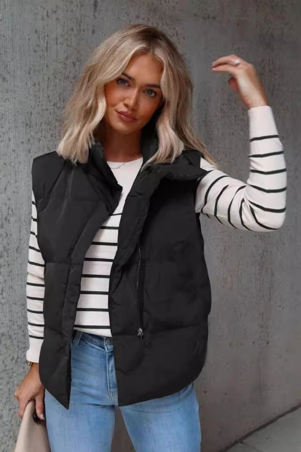 Hot Offer Inside Zip Up Vest Coat With Pockets