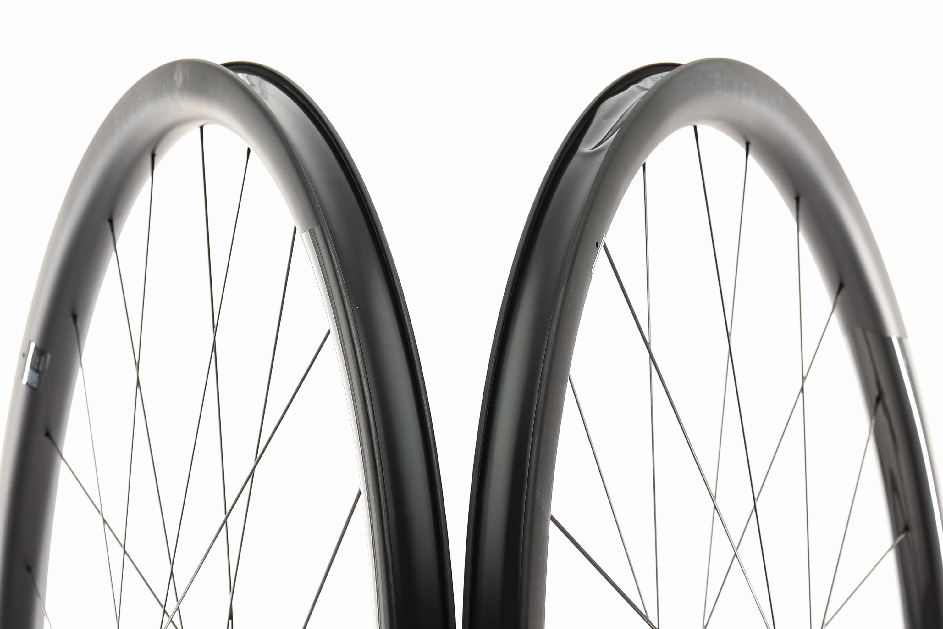 Black Inc THIRTY Carbon Tubeless 700c Wheelset