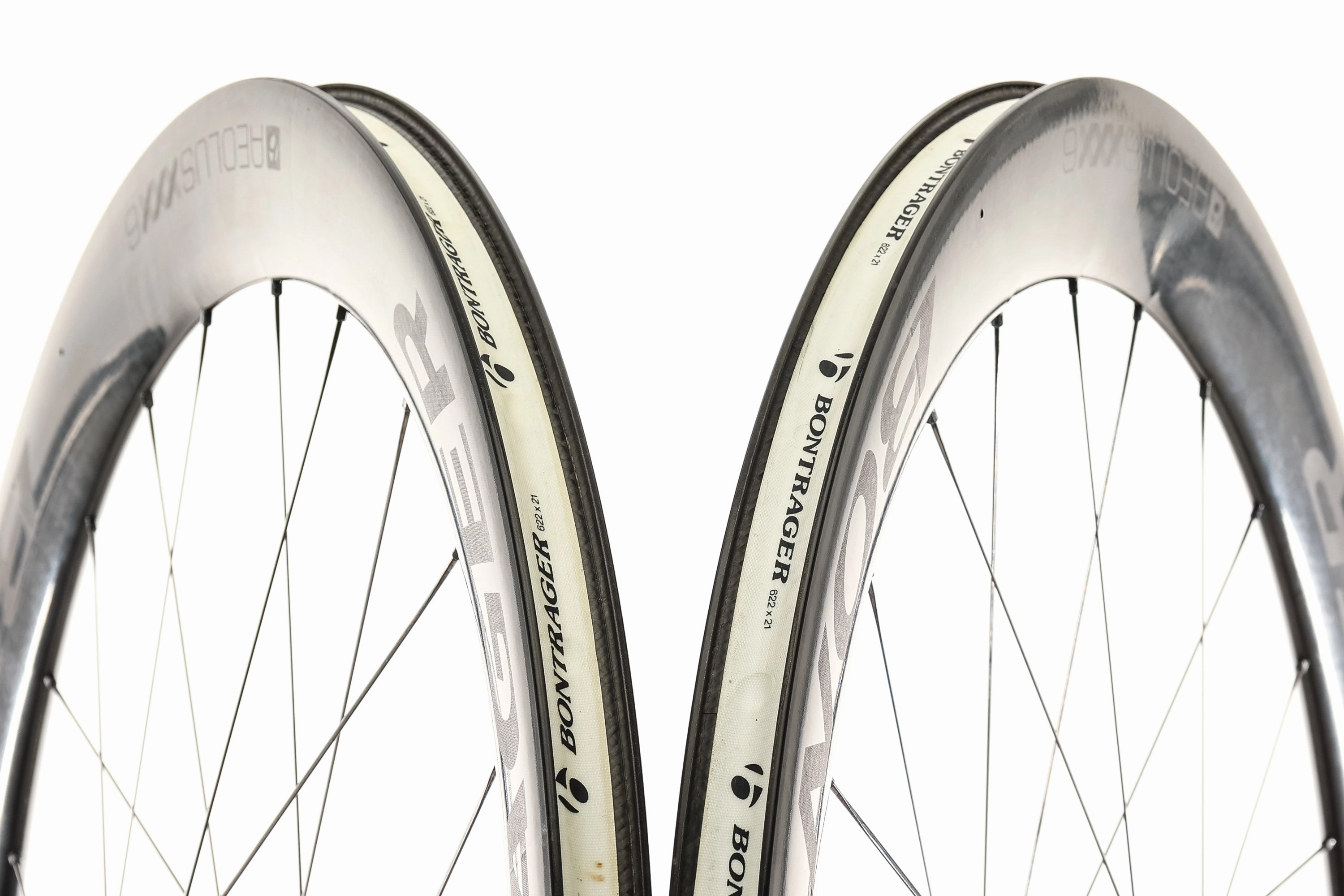 Bontrager Aeolus XXX 6 Carbon Tubeless 700c Wheelset