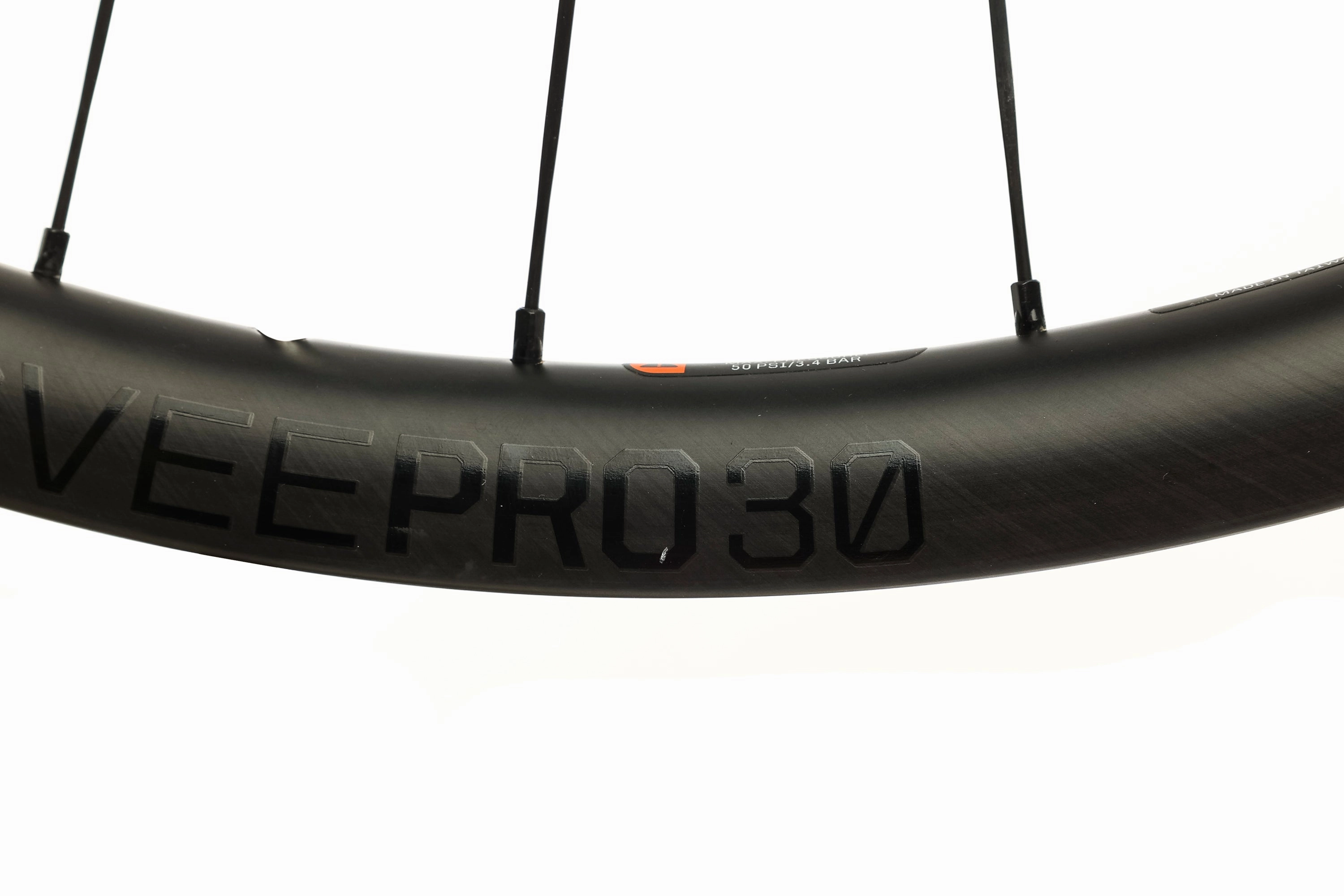 Bontrager Kovee Pro 30 Carbon Tubeless 29" Wheelset