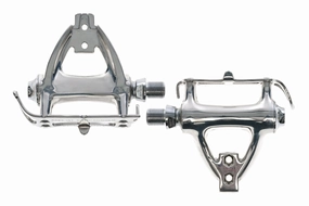 Campagnolo Chorus 705/000 Pedals w/ Toe Clips/Straps Silver