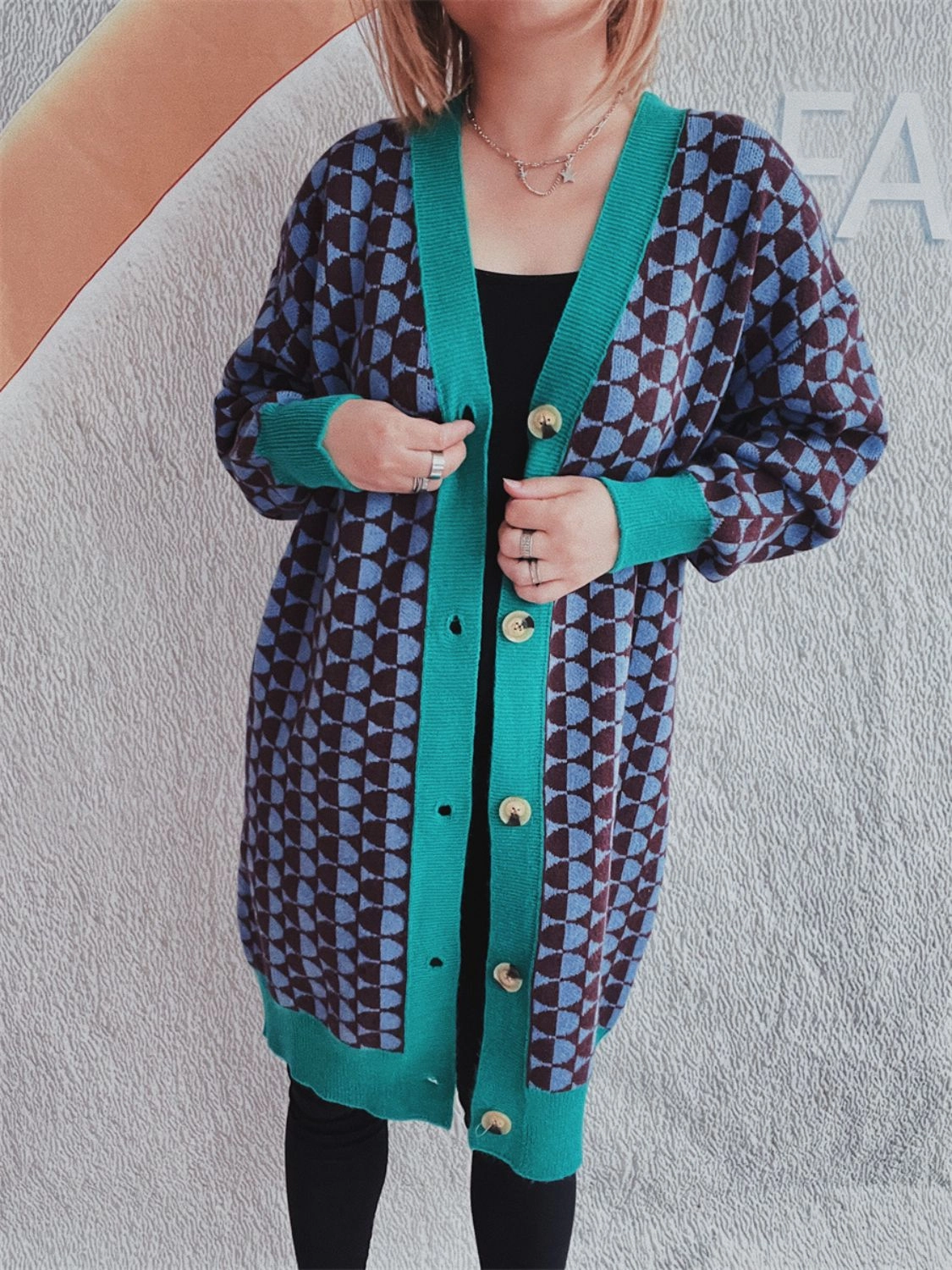 Trending Today Steal Todays Special Picks Contrast Trim Geometric Button Down Cardigan
