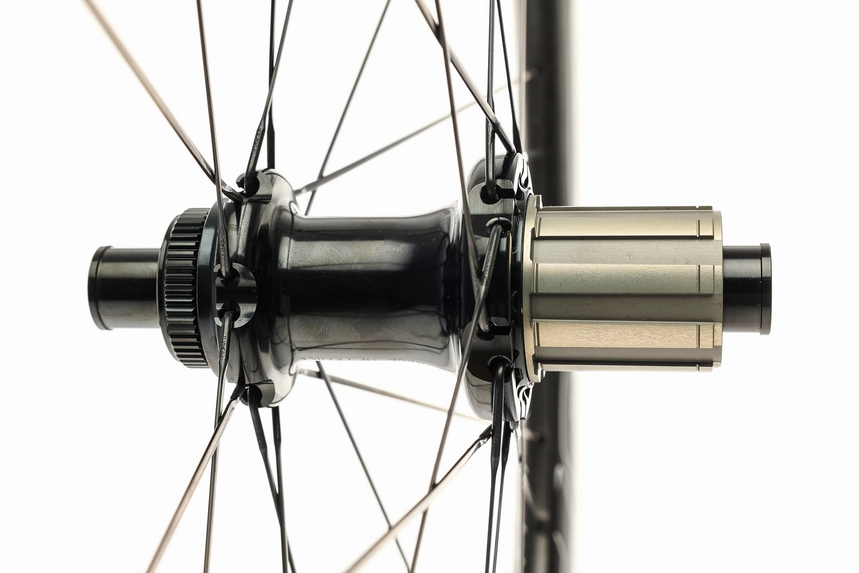 Corima Essentia 40 Carbon Tubeless 700c Wheelset