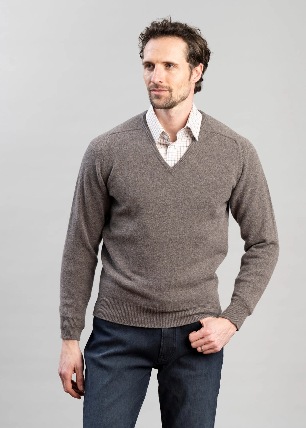 Exclusive Leven 2 Ply Lambswool V-Neck Grab Save Today