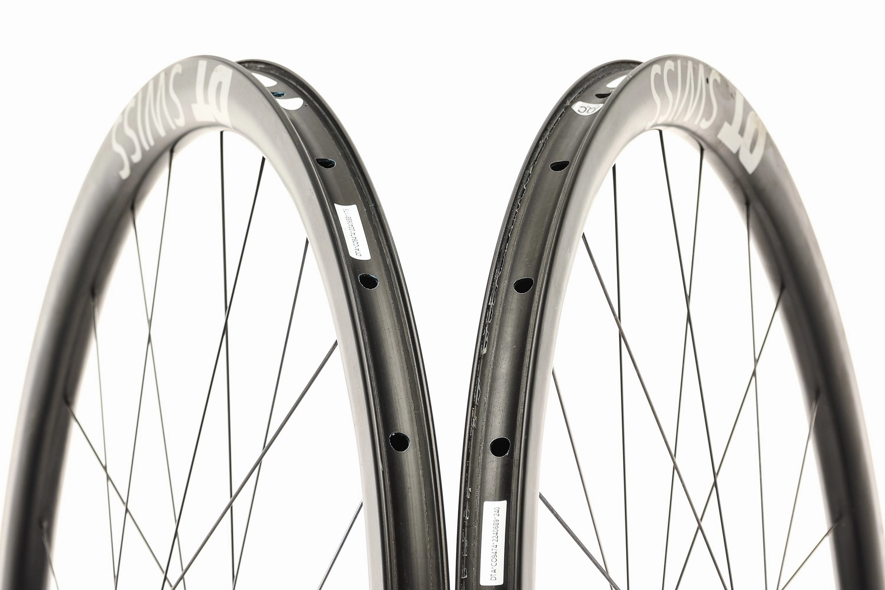 DT Swiss ERC 1400 Dicut 35 Carbon Tubeless 700c Wheelset