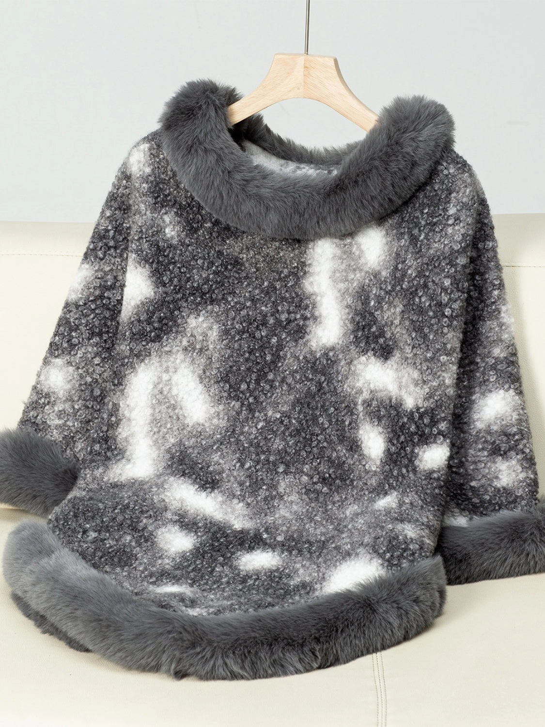 Furry Contrast Three-Quarter Poncho Big Clearance Event