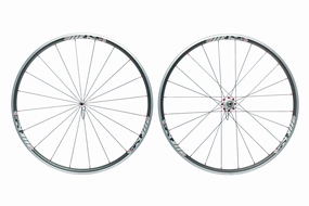 Industry Nine i25 TL Aluminum Tubeless 700c Wheelset