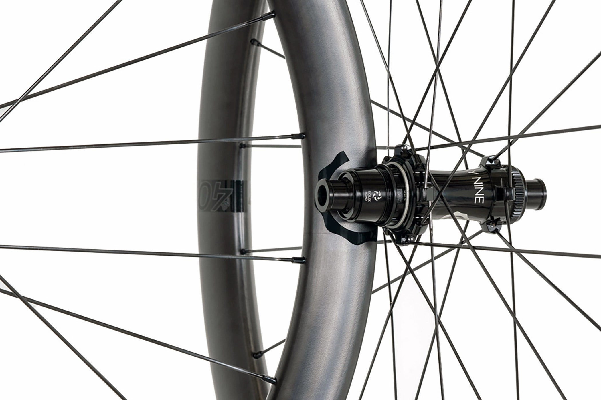 Industry Nine Solix SL AR40c Carbon Tubeless 700c Wheelset