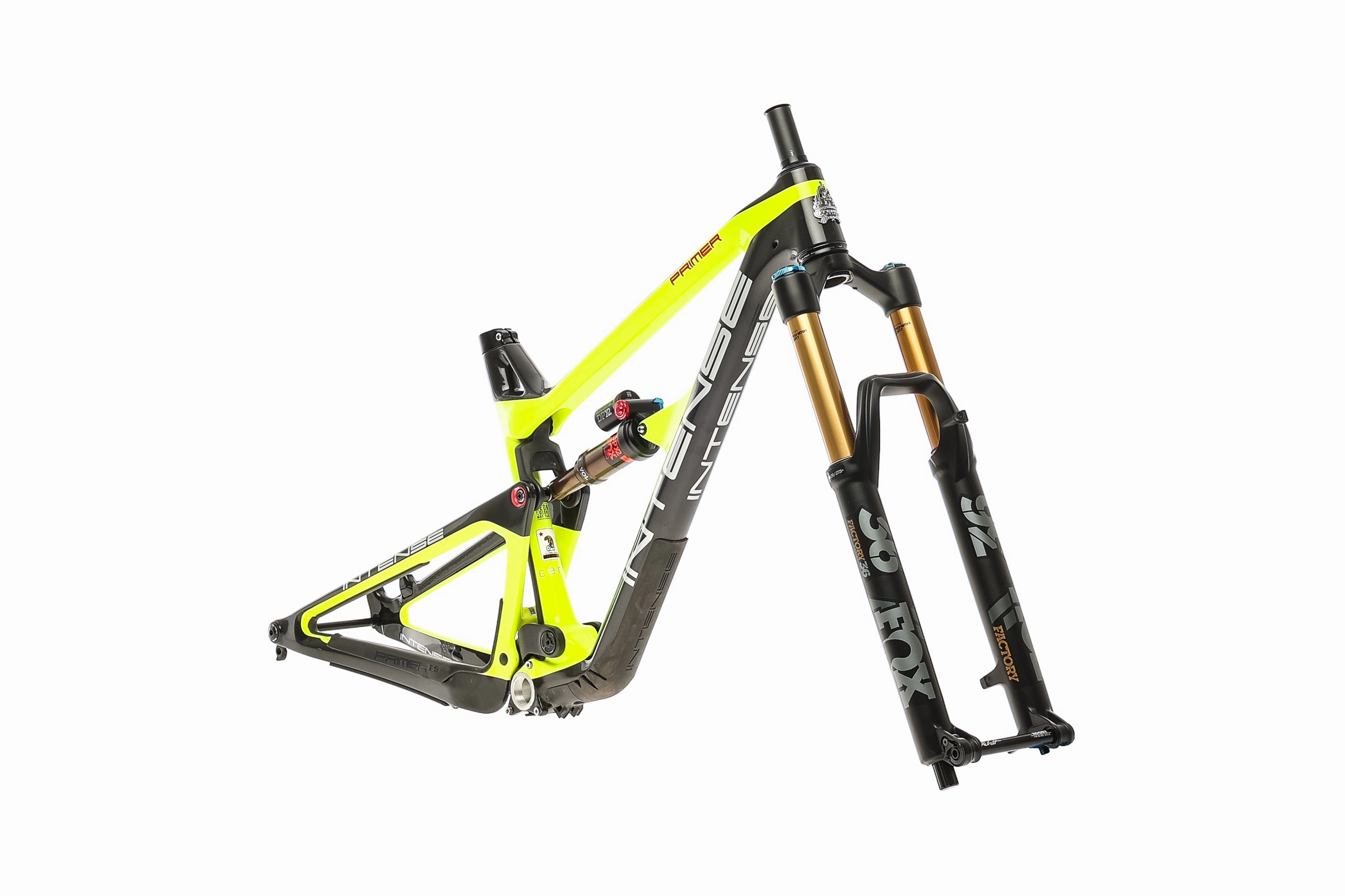 Intense Primer 29 Medium Frame - 2020