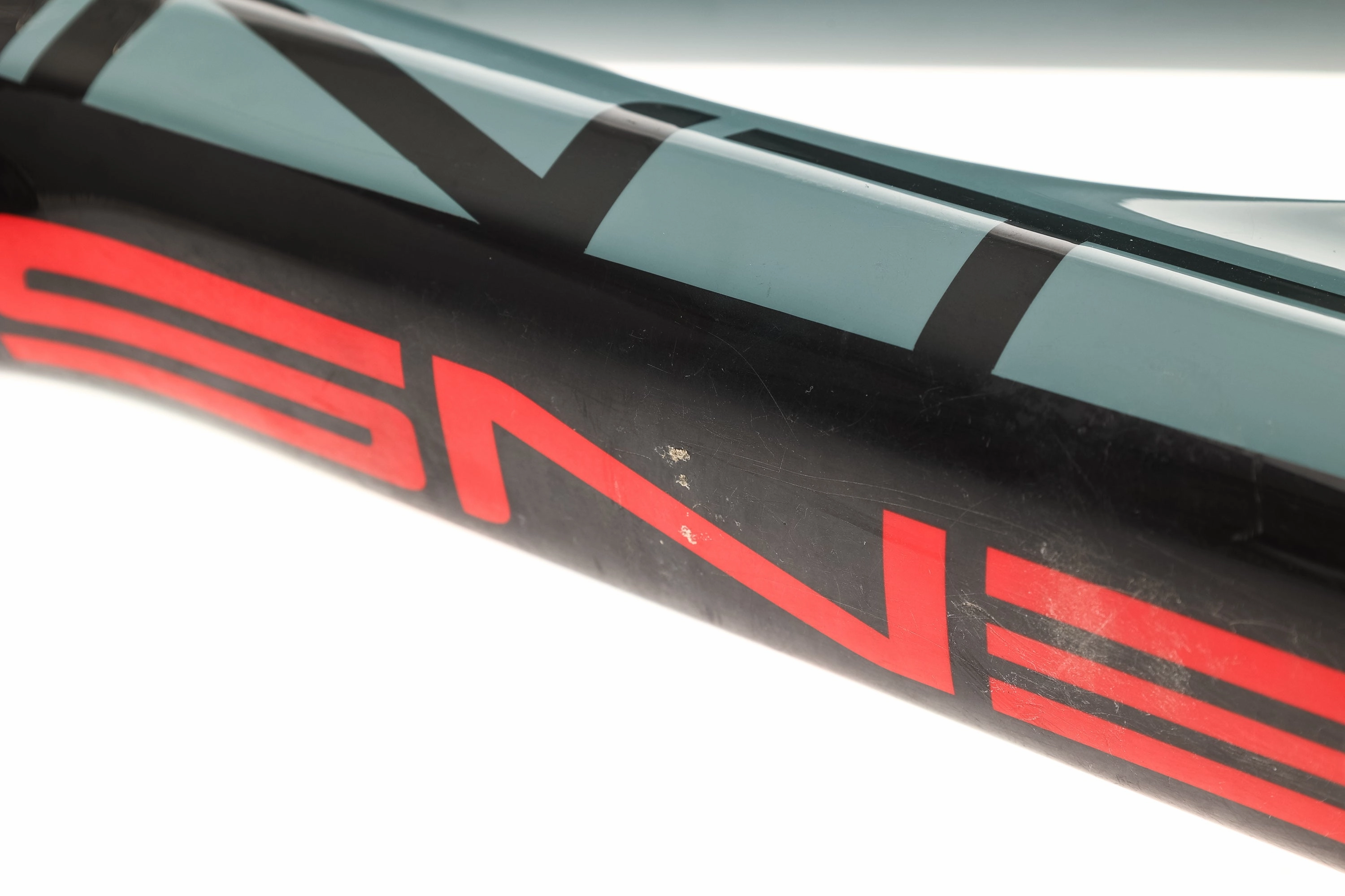 Intense Tracer Large Frame - 2019