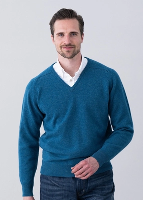 Leven 2 Ply Lambswool V-Neck Hot Offer Inside