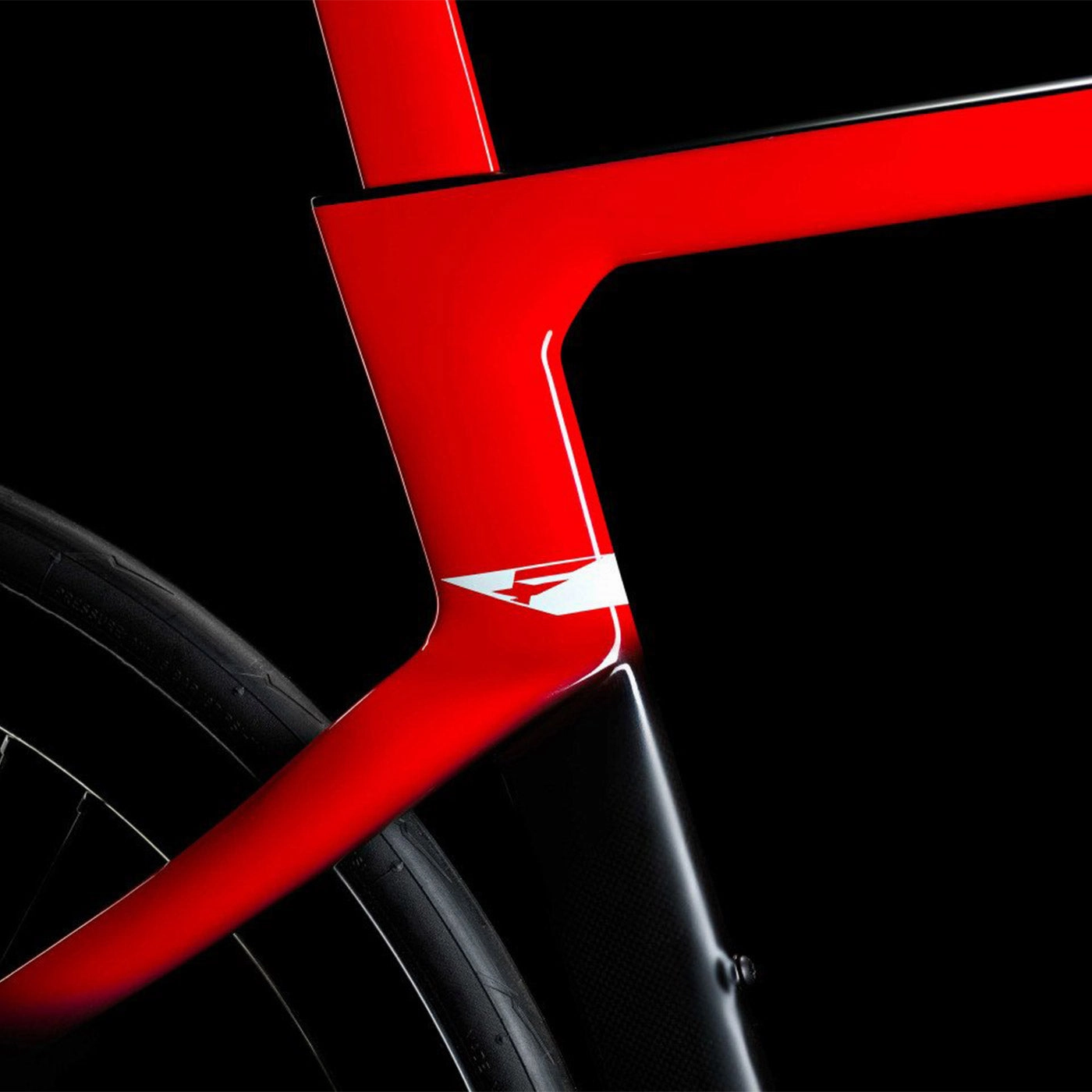 Pinarello Dogma F Disk Frameset - Black red