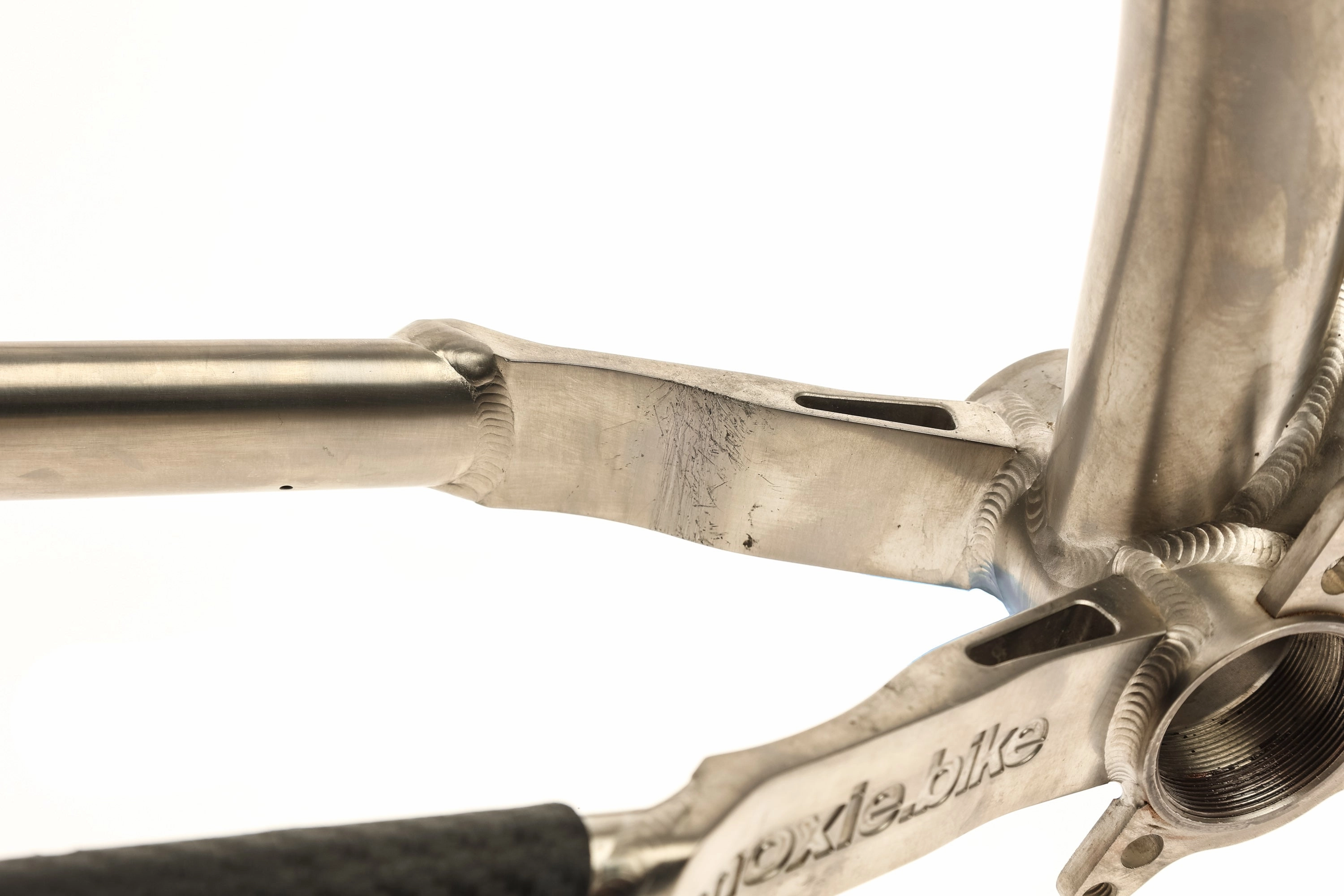Pipedream Cycles Moxie Sirius S6 Ti Medium (Long) Frameset