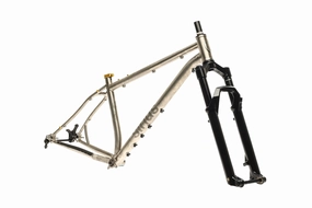 Pipedream Cycles Moxie Sirius S6 Ti Medium (Long) Frameset