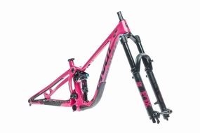 Pivot Shadowcat X-Small Frameset - 2023