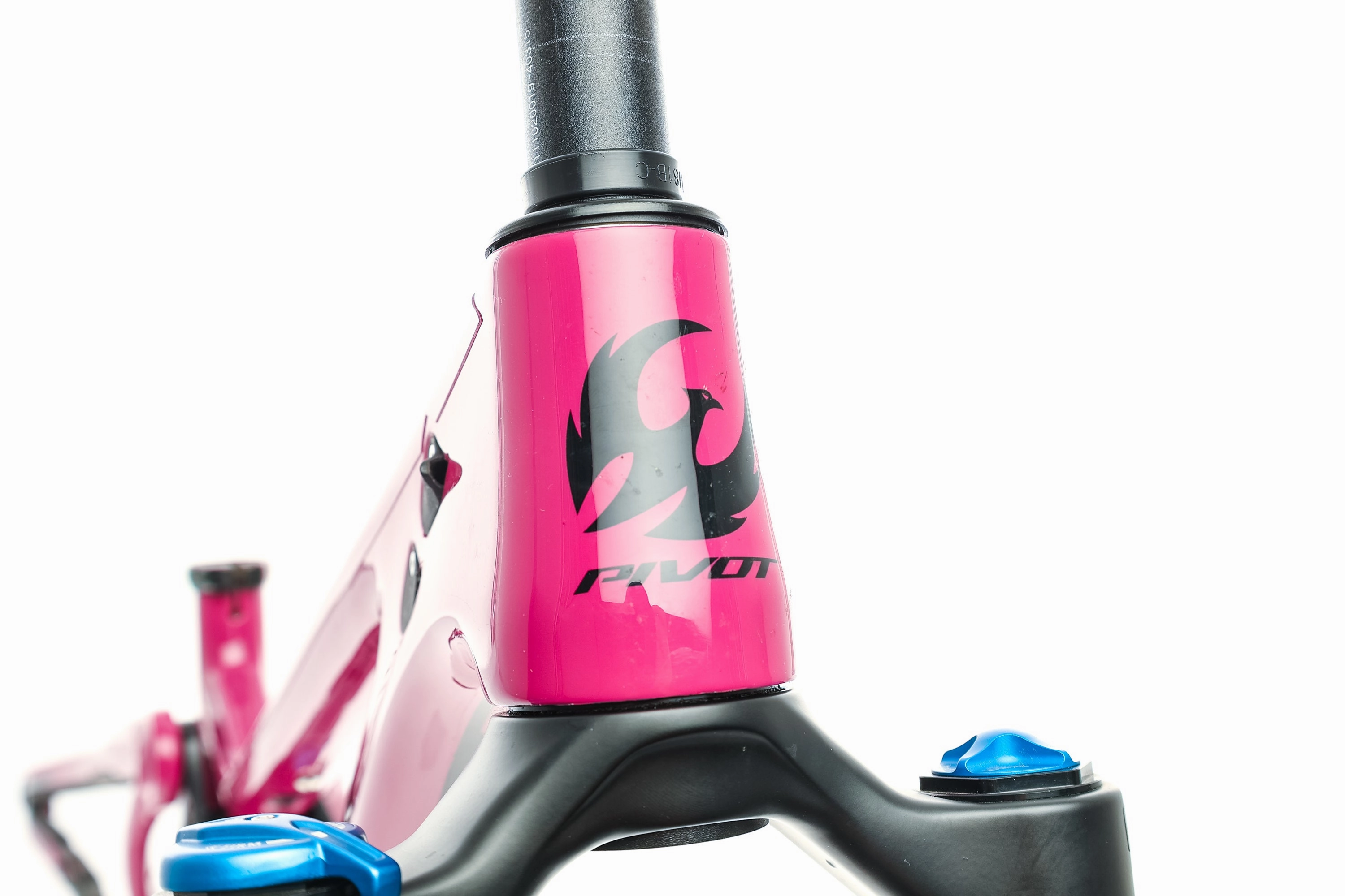 Pivot Shadowcat X-Small Frameset - 2023