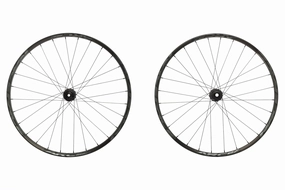 Race Face ARC Offset 27 Aluminum Tubeless 29" Wheelset