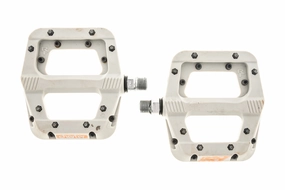 Race Face Chester Pedals Platform Battleship Grey