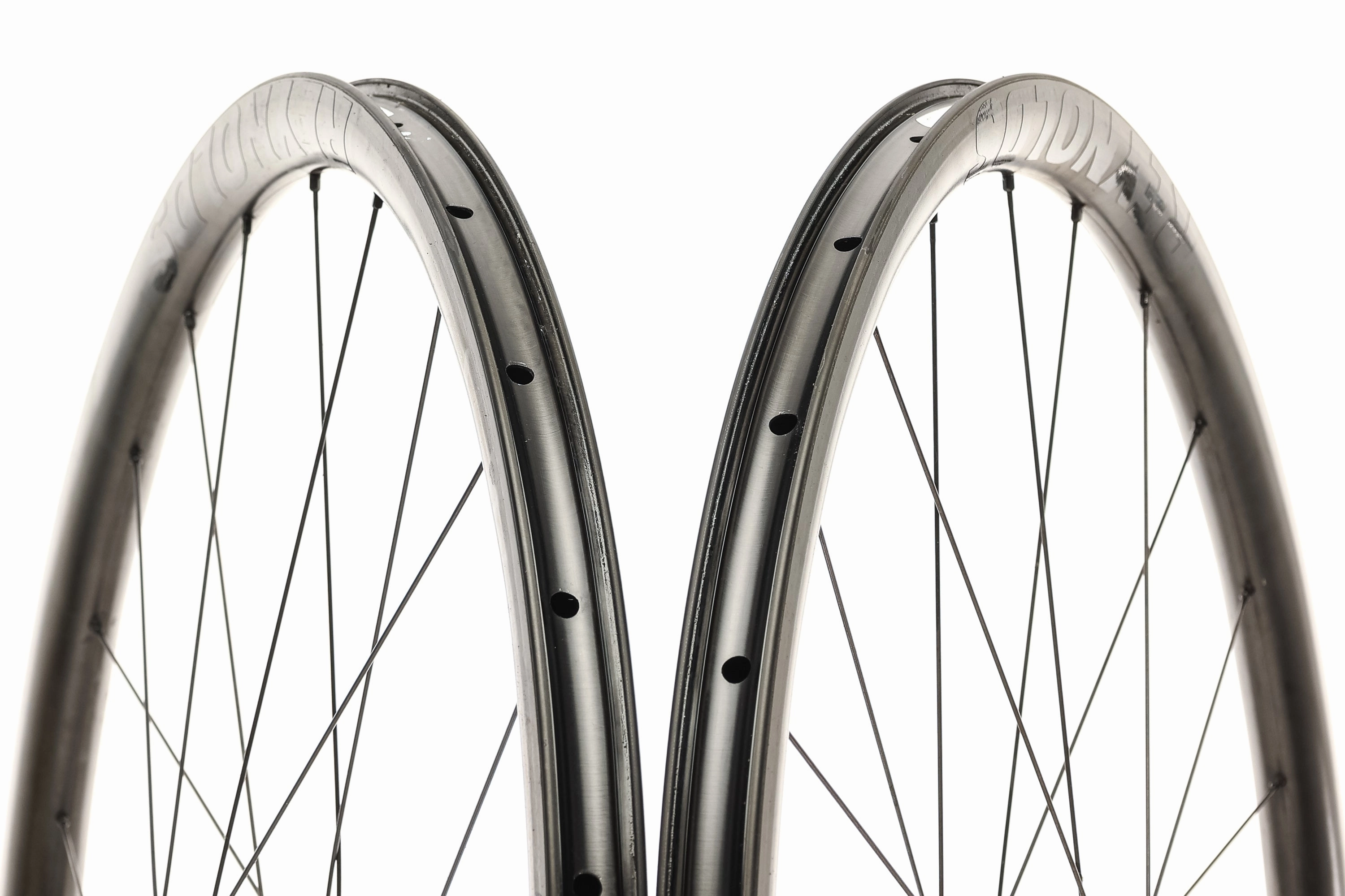Reynolds AR29 Carbon Tubeless 700c Wheelset
