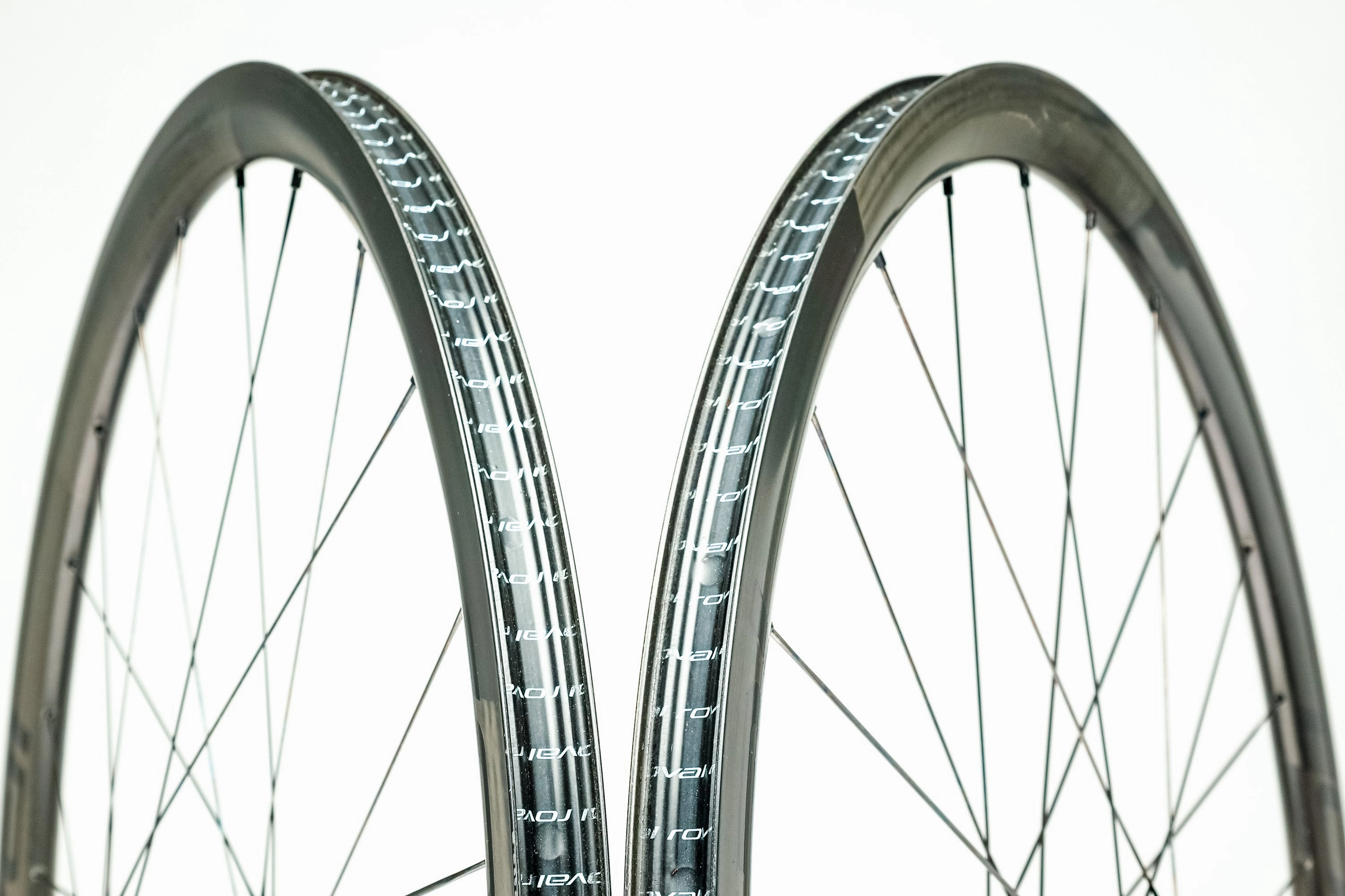 Roval Alpinist CL Carbon Clincher 700c Wheelset