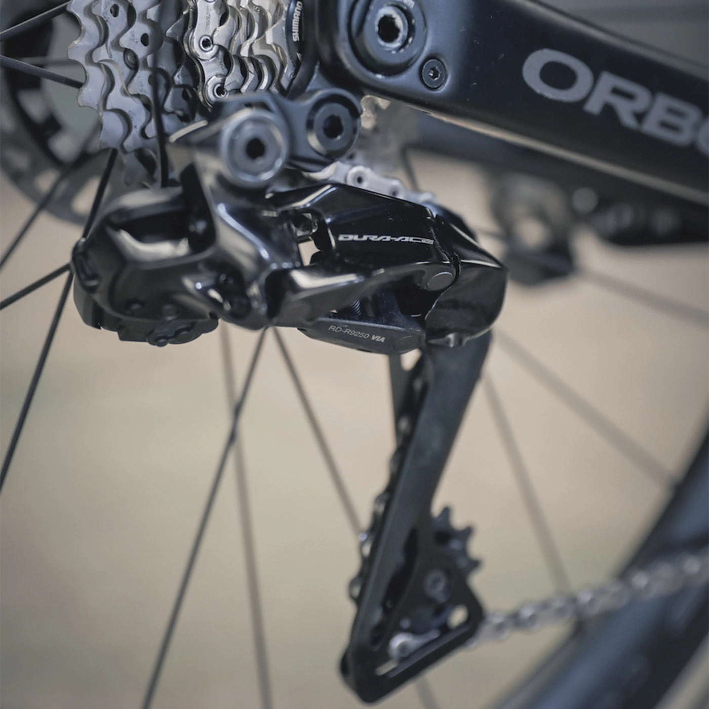 Shimano Dura-Ace Di2 R9270 12V groupset - 52/36 D