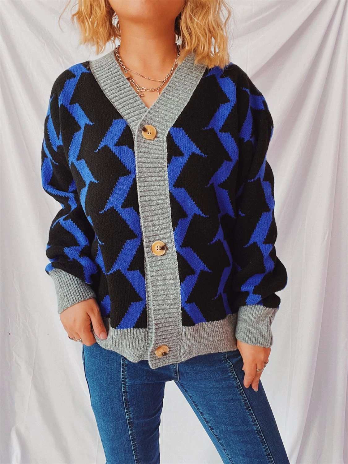 Contrast Trim Geometric V-Neck Long Sleeve Cardigan Perfect Gift Offer