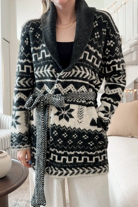 Snowflakes Collared Neck Long Sleeve Cardigan Big Hot Sale