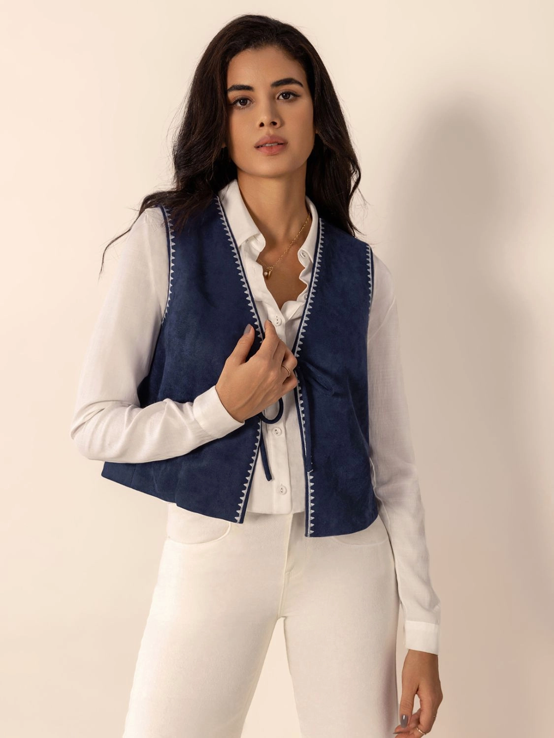 Tied Contrast Trim Vest Clearance Sale Now Special Occasion Discount