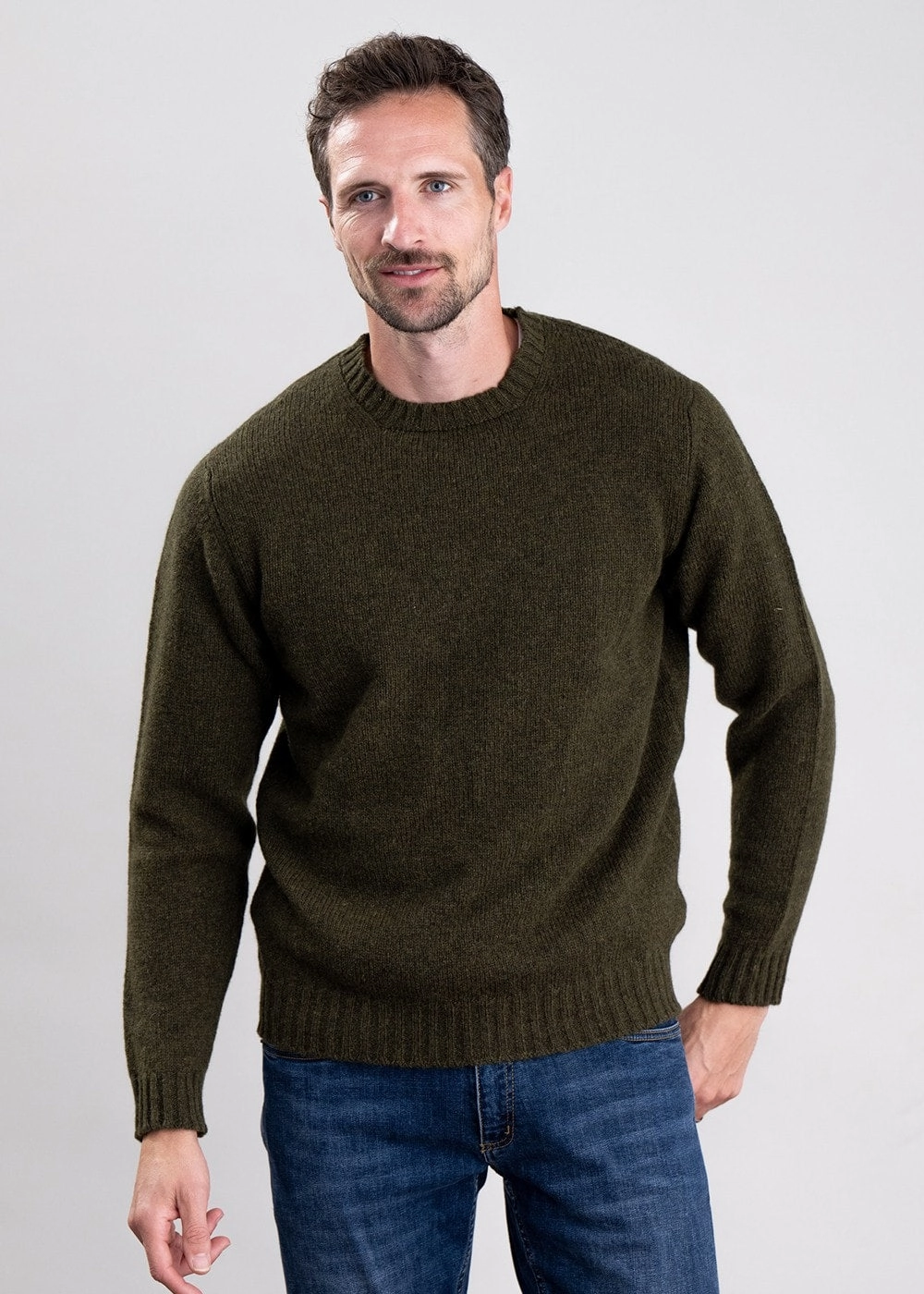 Aryan Crew Neck MustHave Deals