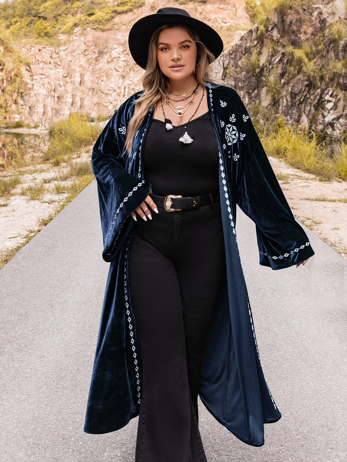 Mega Hot Offer Plus Size Embroidery Open Front Long Sleeve Cardigan